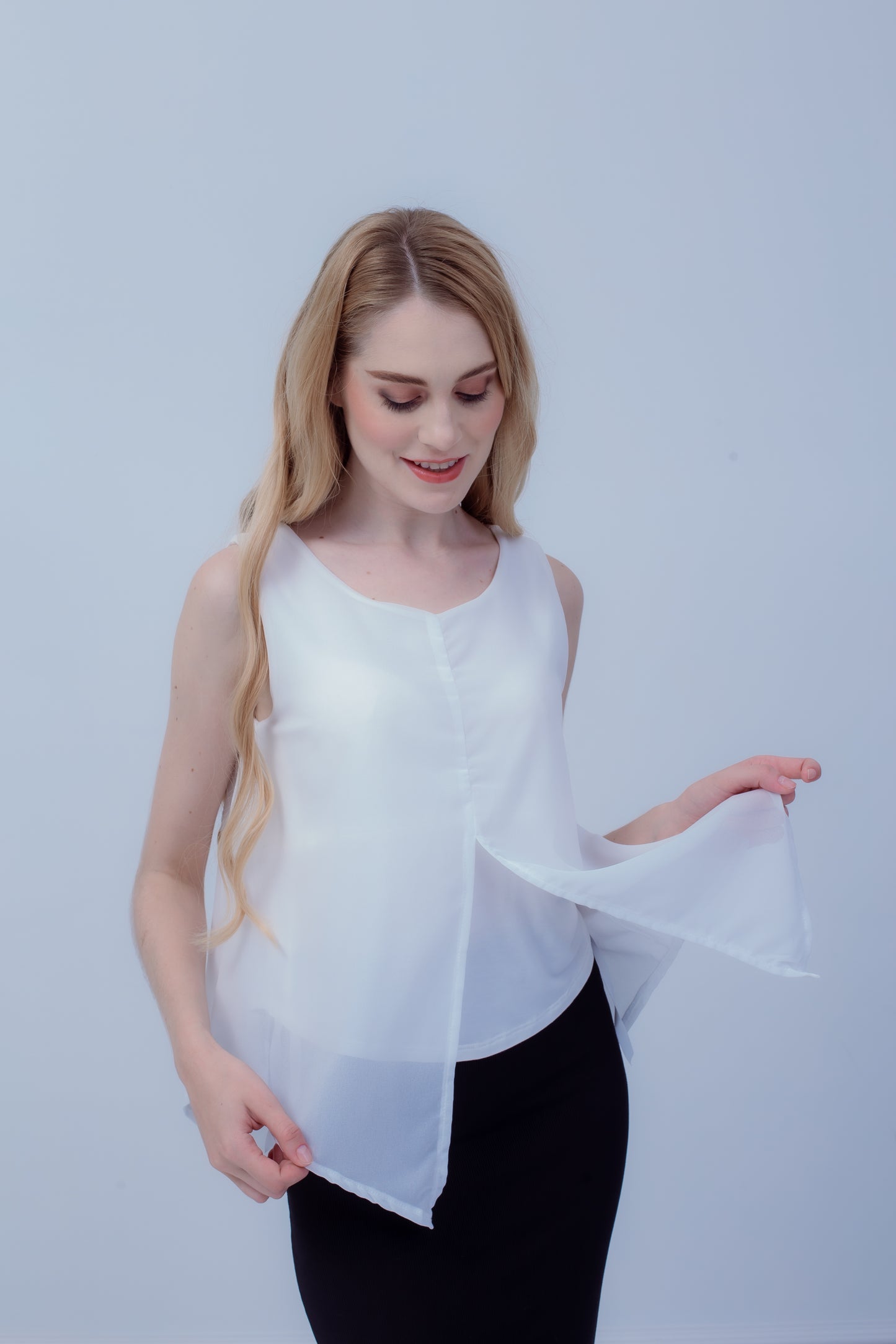 Maternity: Chiffon Stillshirt mit Reißverschluss Ärmellos