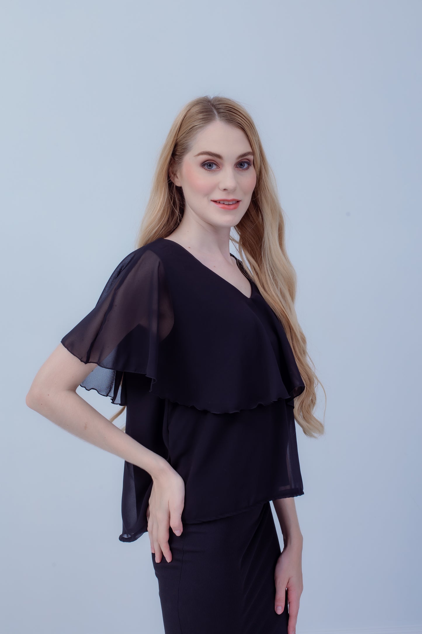 Maternity: Chiffon Stillbluse mit Reißverschluss, V-Hals