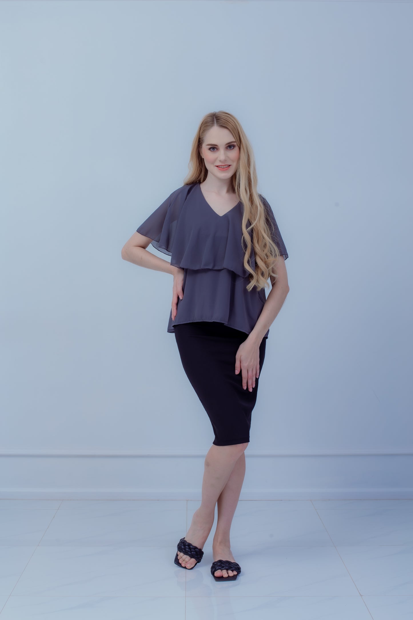 Maternity: Chiffon Stillbluse mit Reißverschluss, V-Hals